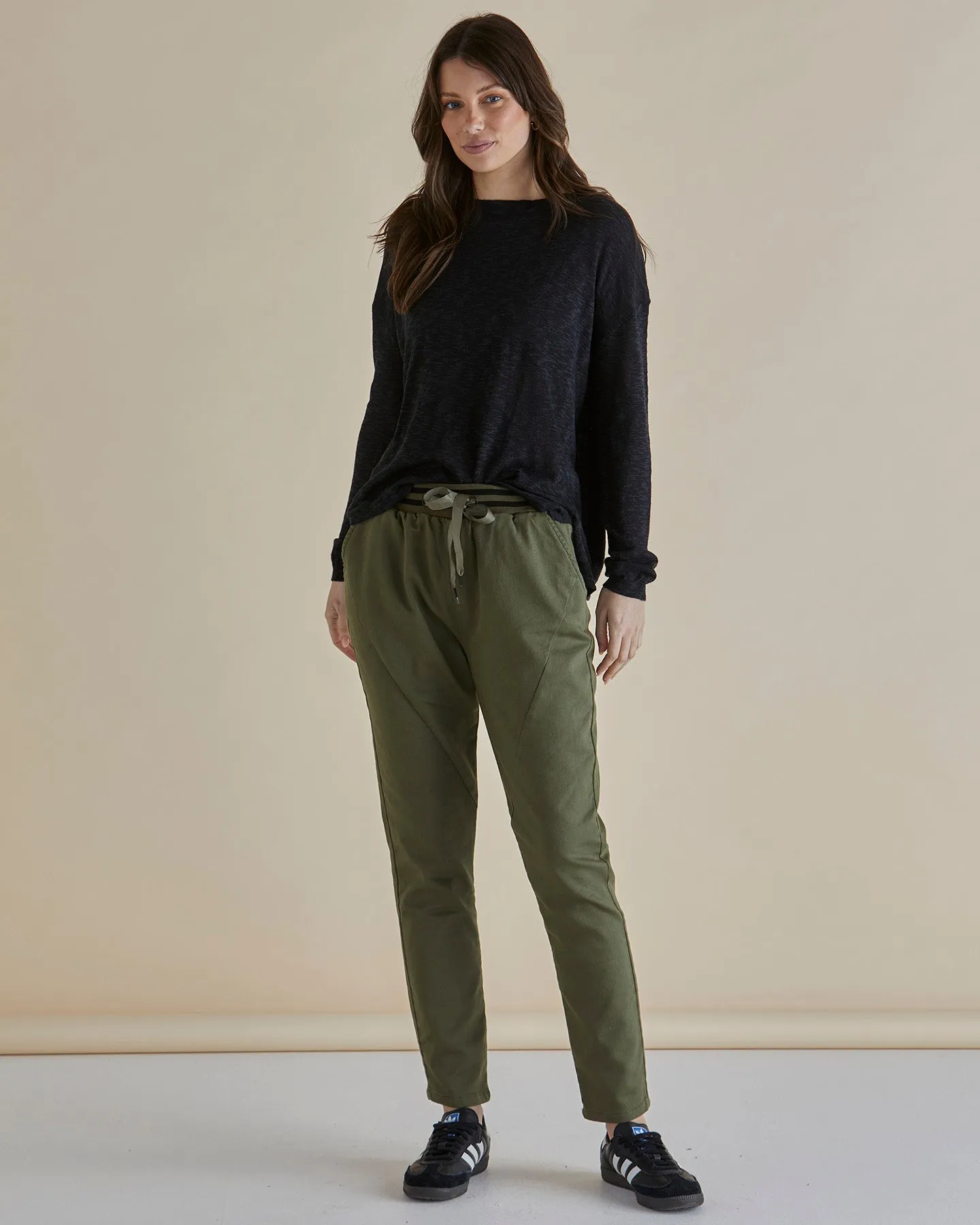 Betty Basics | Dakota Jean