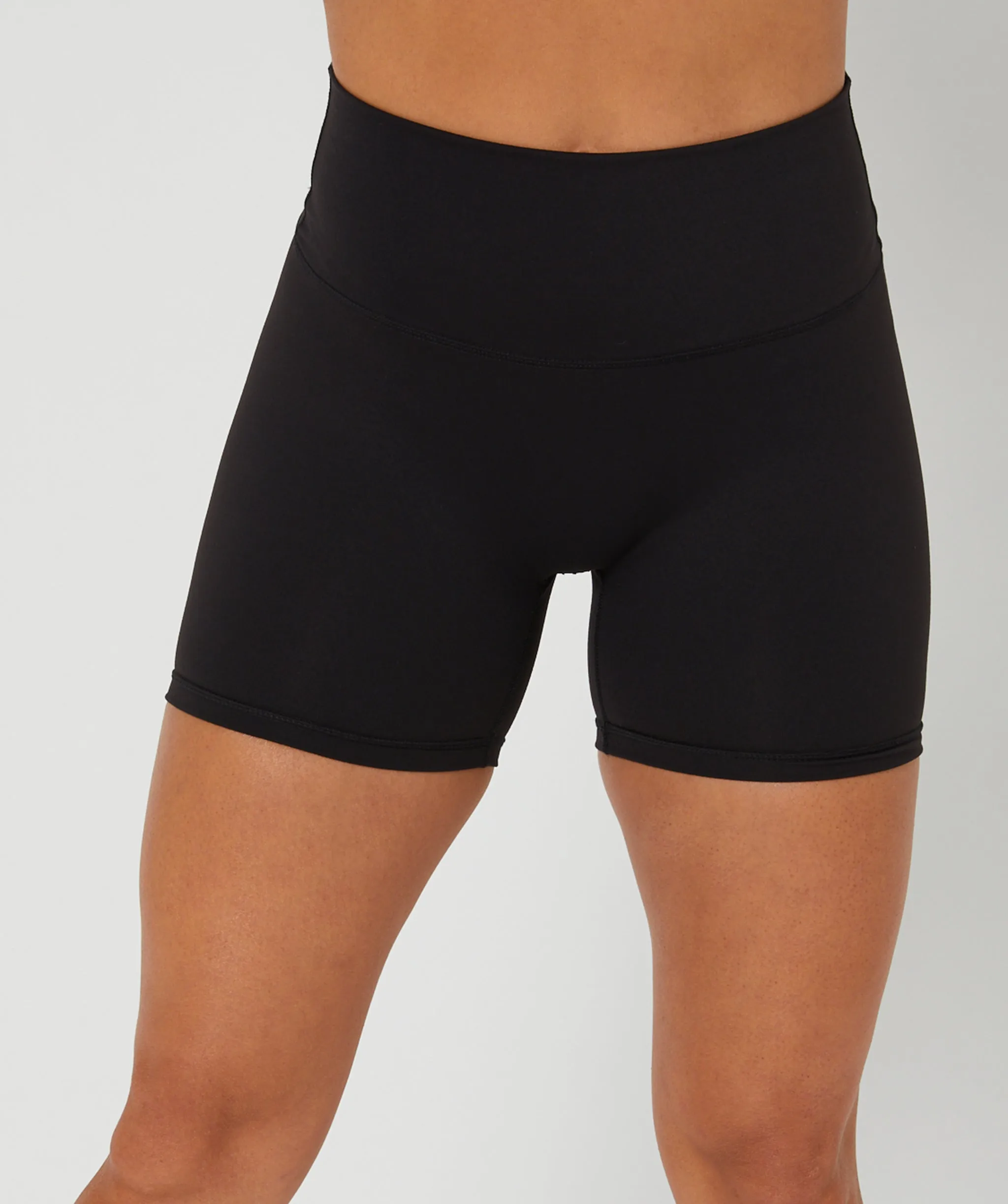 Core Scrunch Shorts Black by OneMoreRep