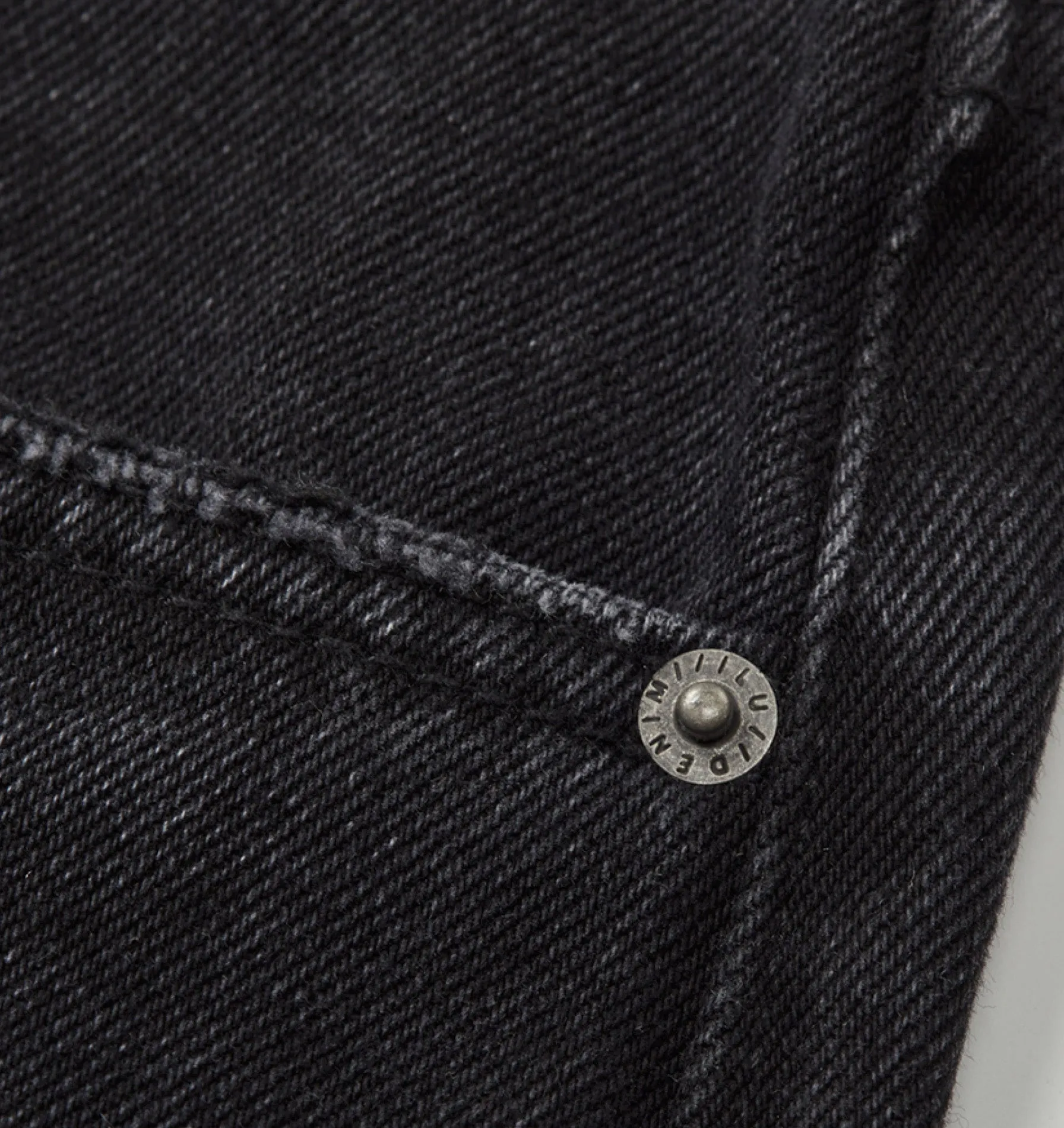 Cropped 90s Denim - Light Vintage Black