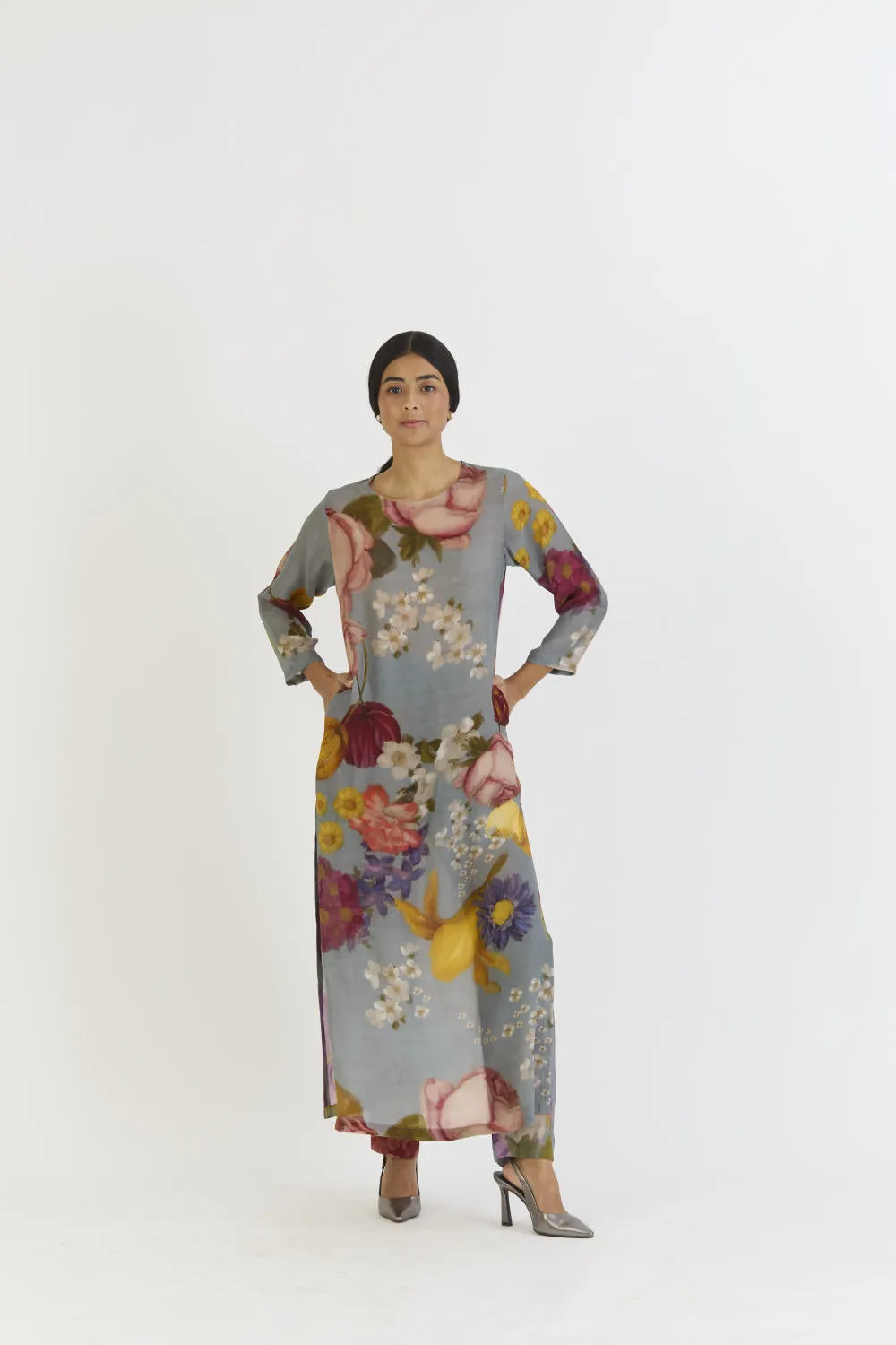 INDIGO ROSE LONG KURTA SET