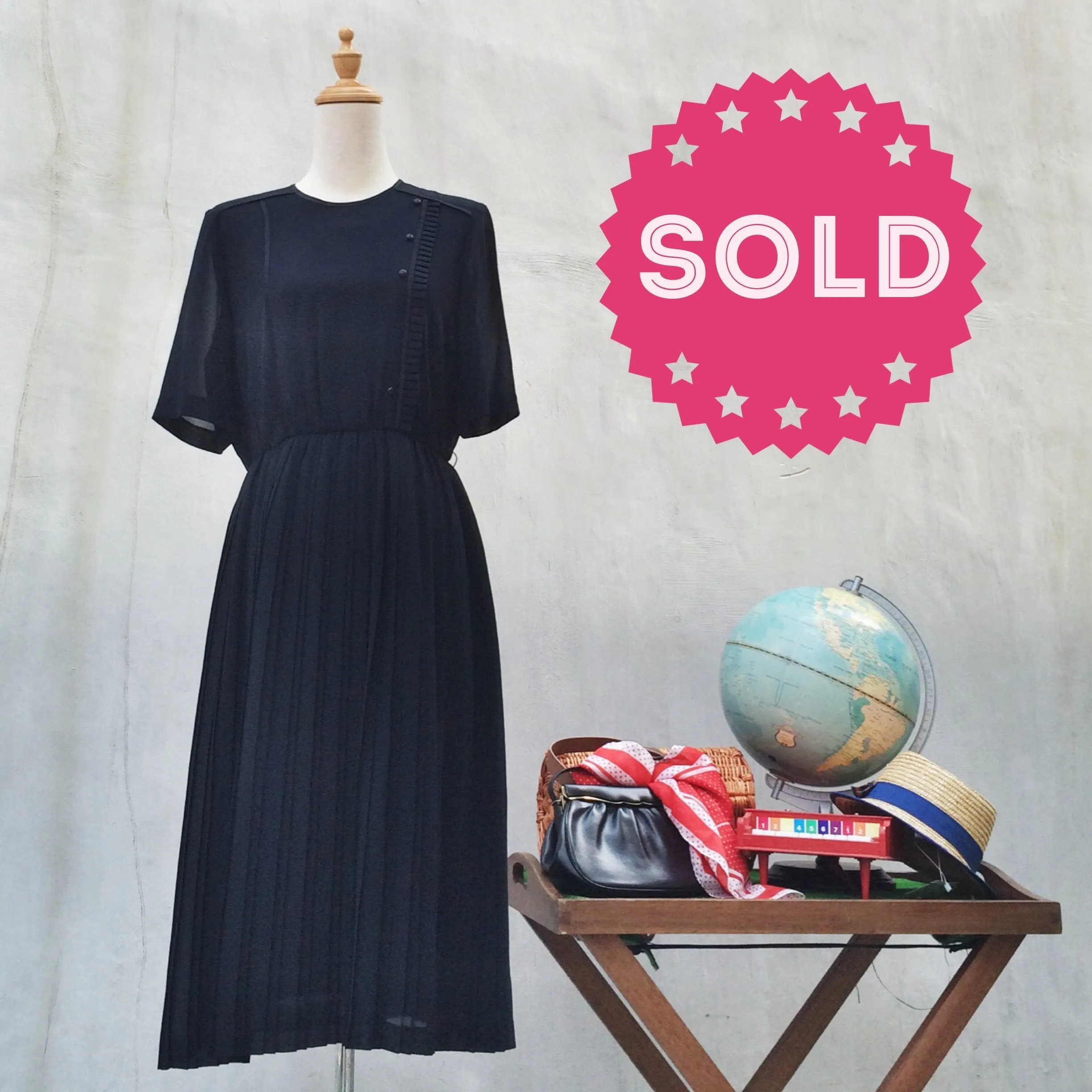 Mysterious Night | Deep black Rare Vintage Takashimaya Japanese dress
