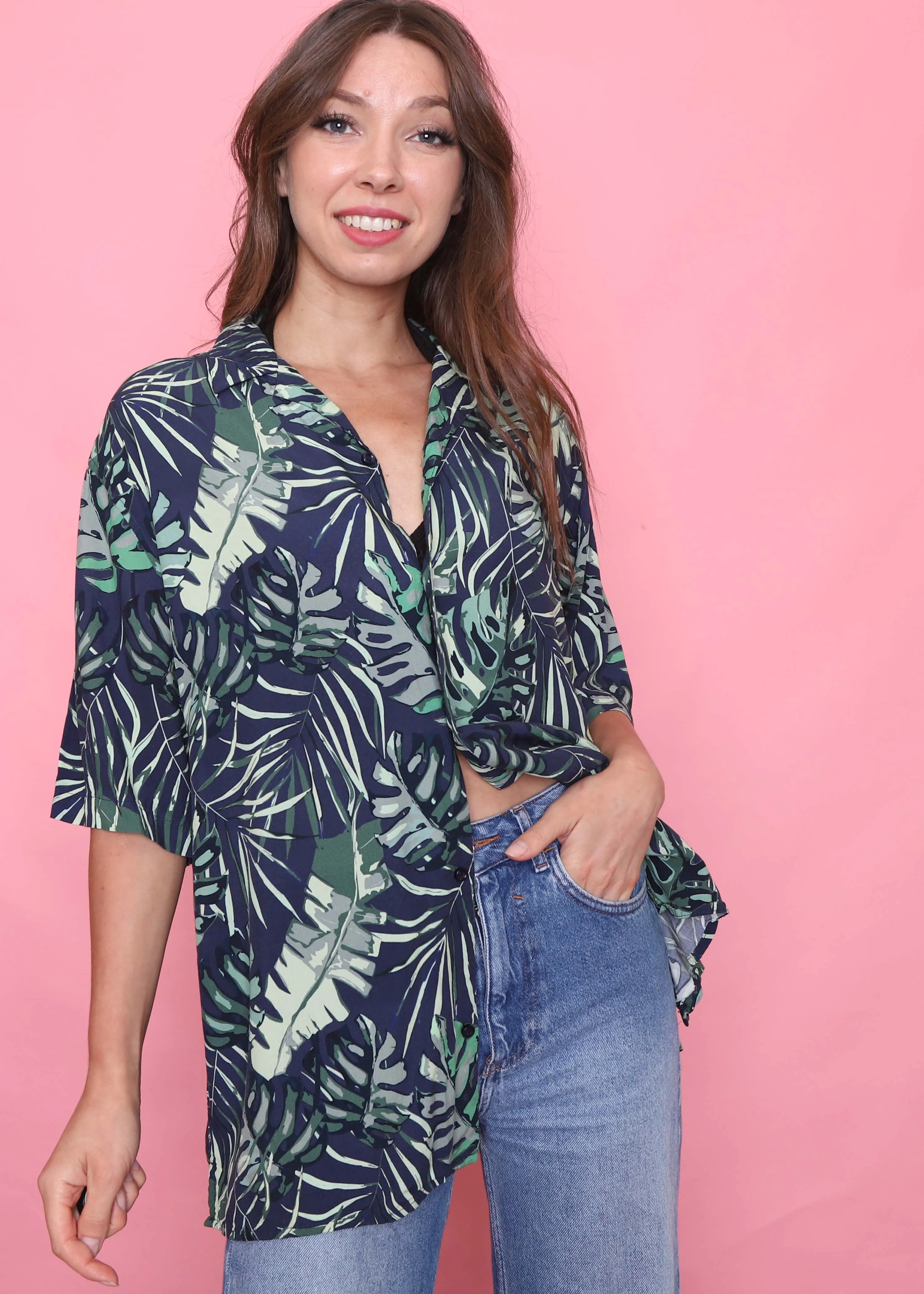 Retro Tropical Patterned Short Sleeve Shirt