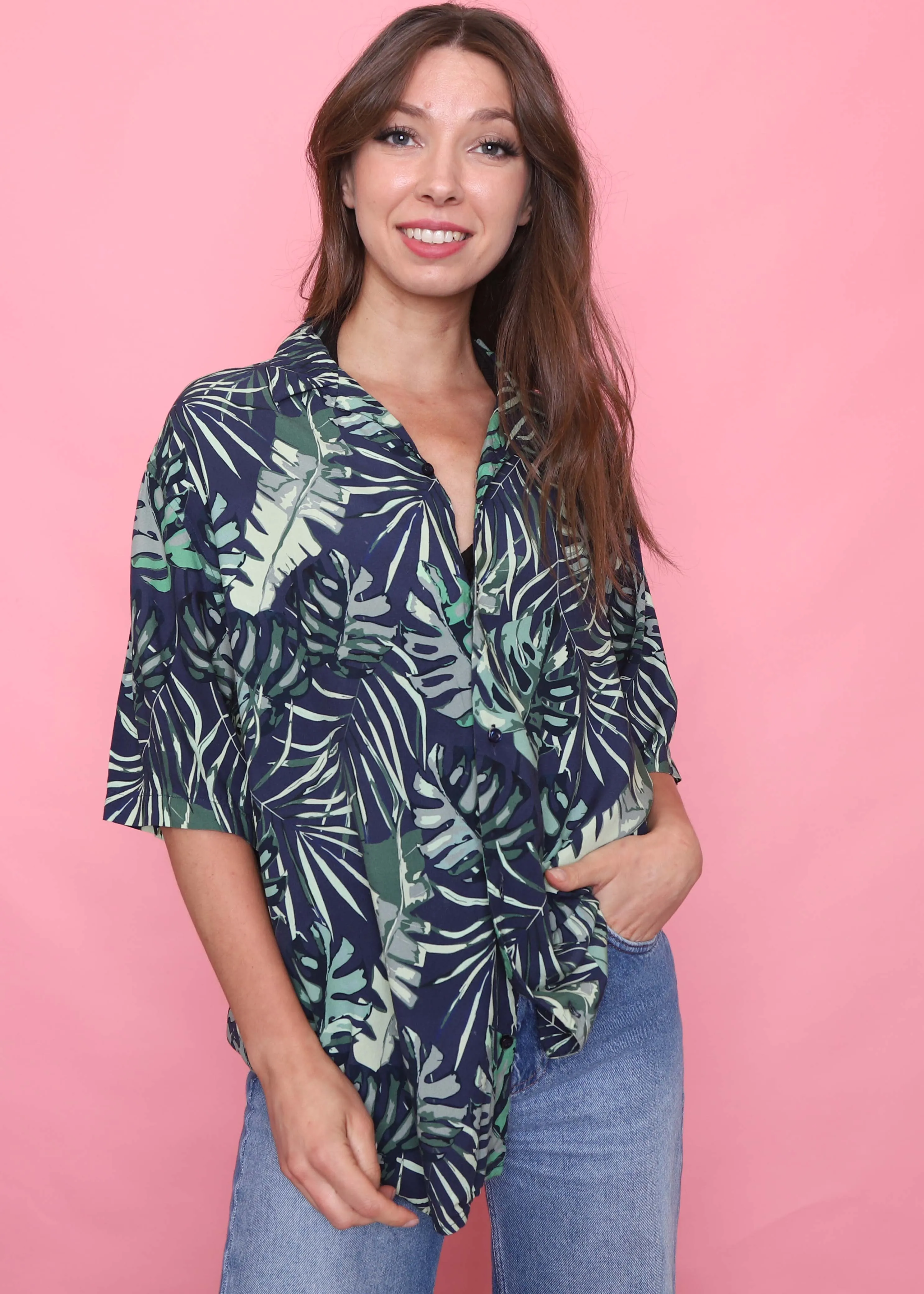 Retro Tropical Patterned Short Sleeve Shirt