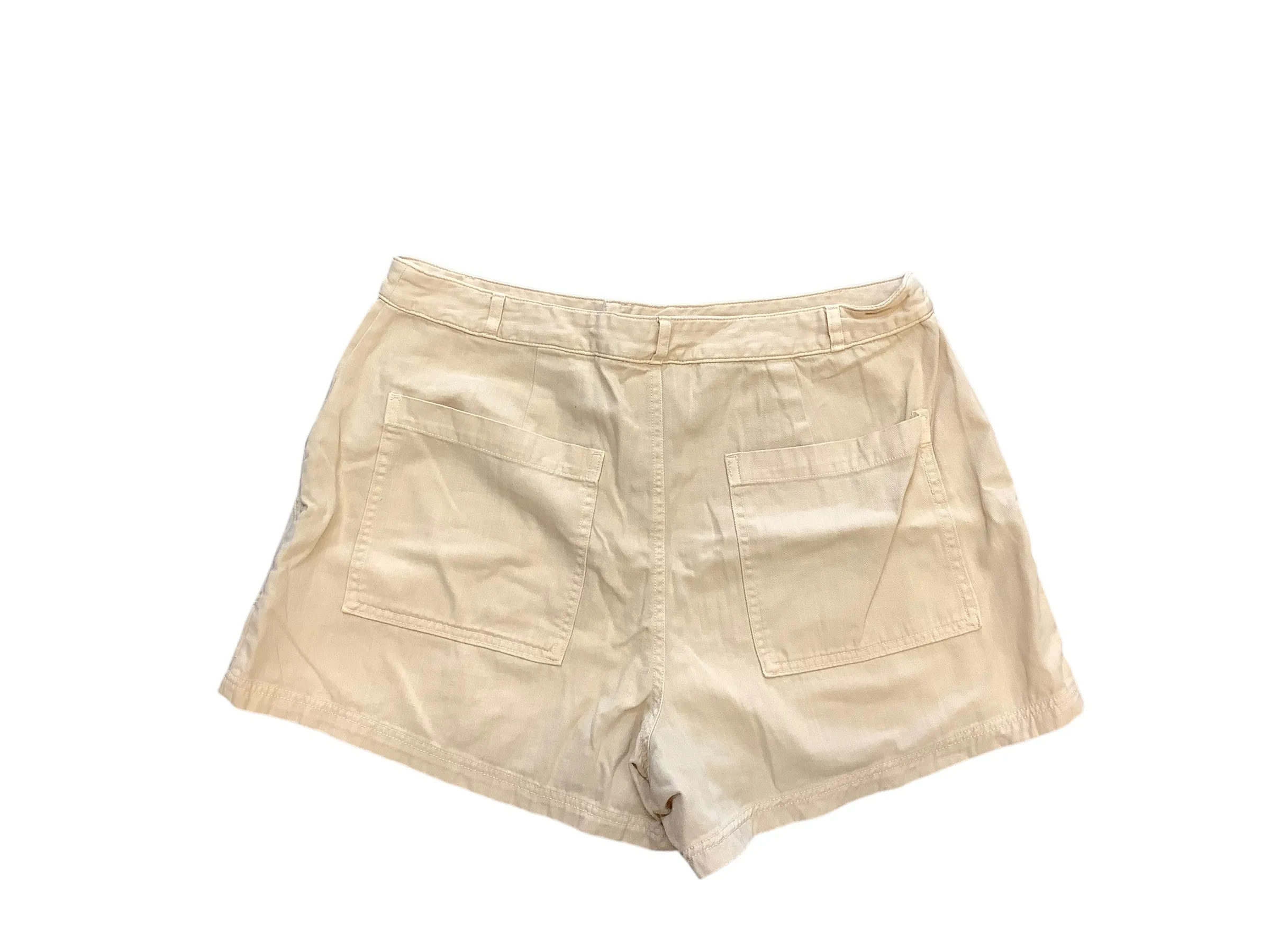 Shorts By Universal Thread  Size: 14