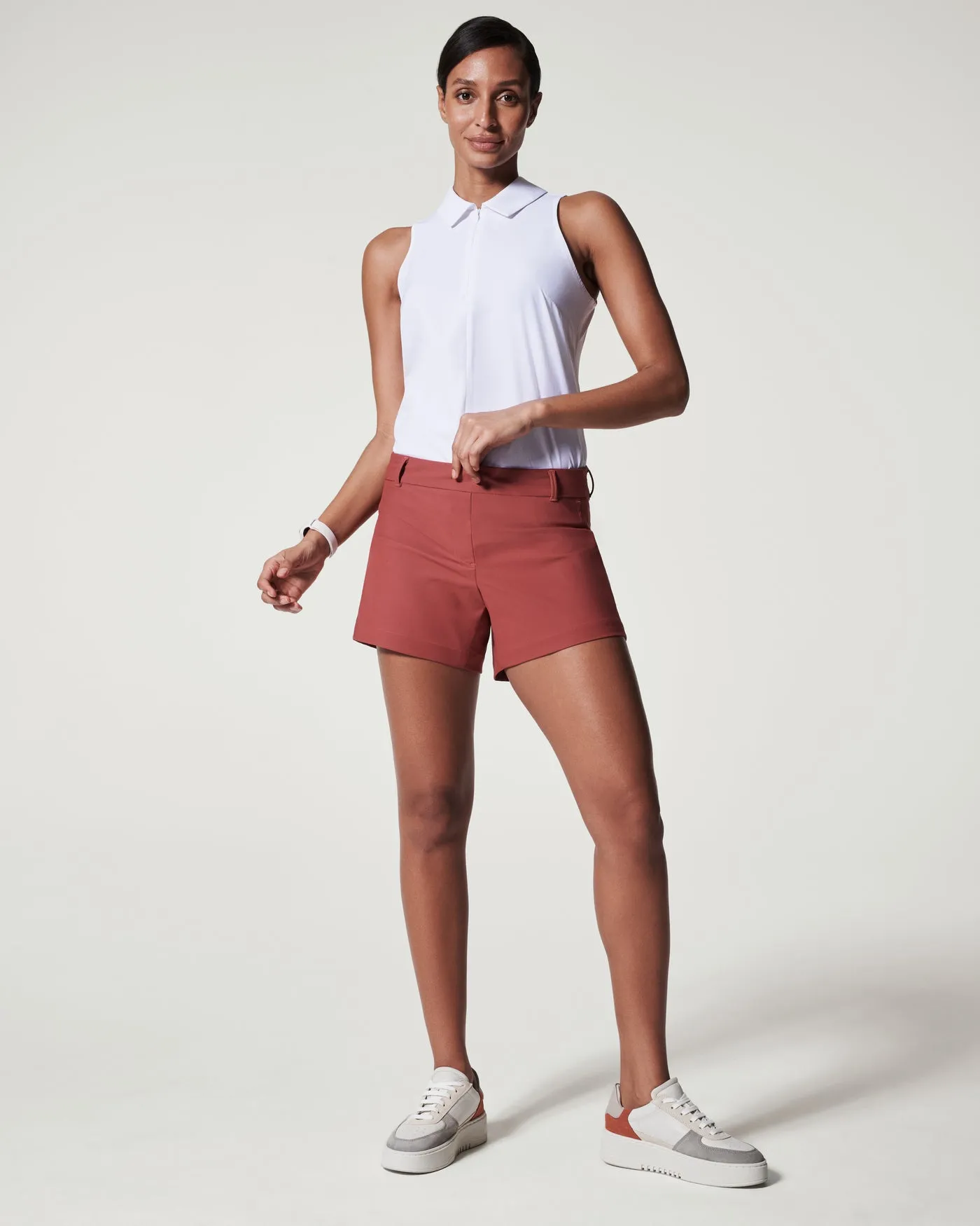 Sunshine Shorts 4" • Washed Red