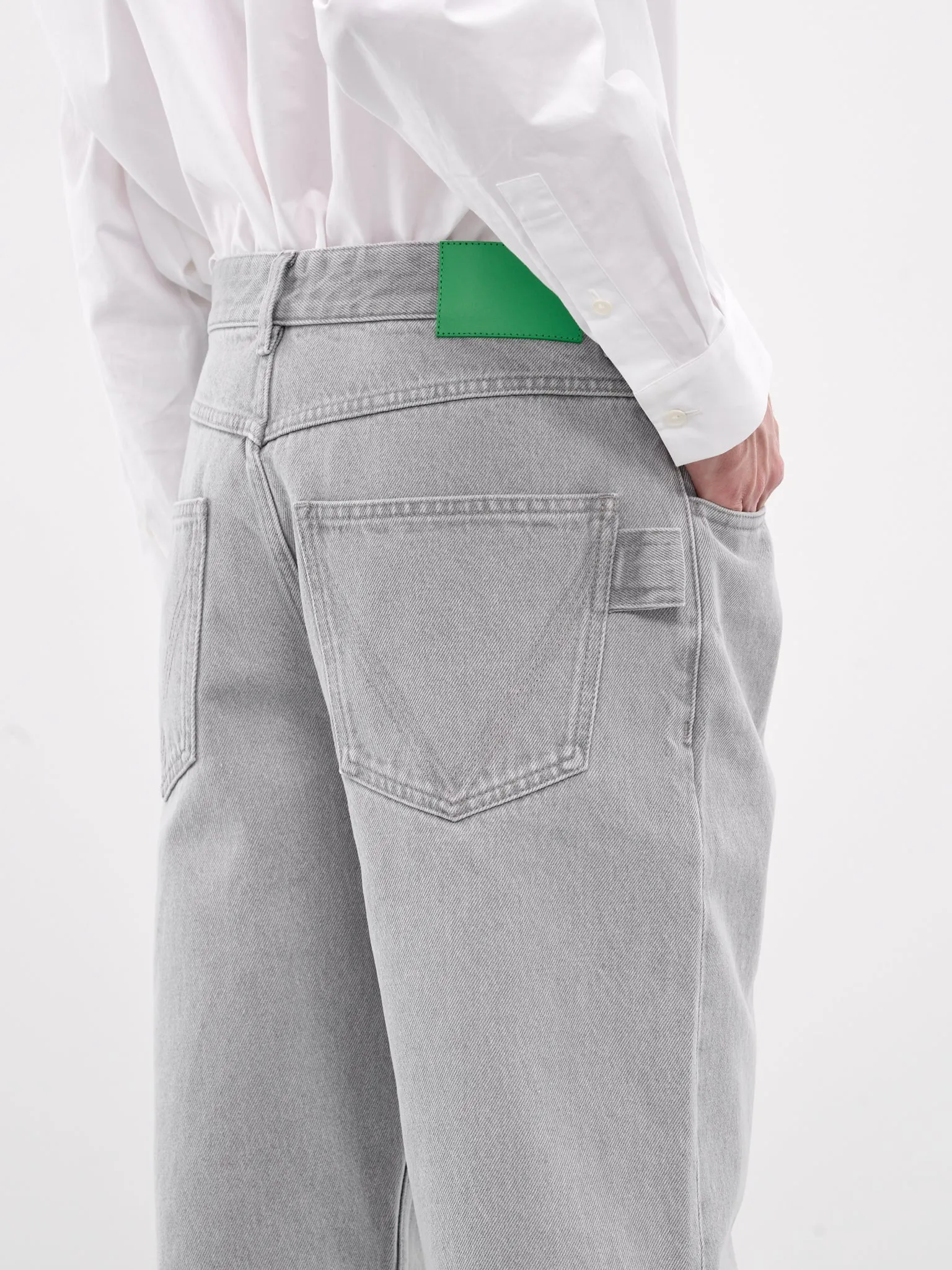 Washed Denim Jeans (710238V4LP0-1493-LIGHT-GREY)