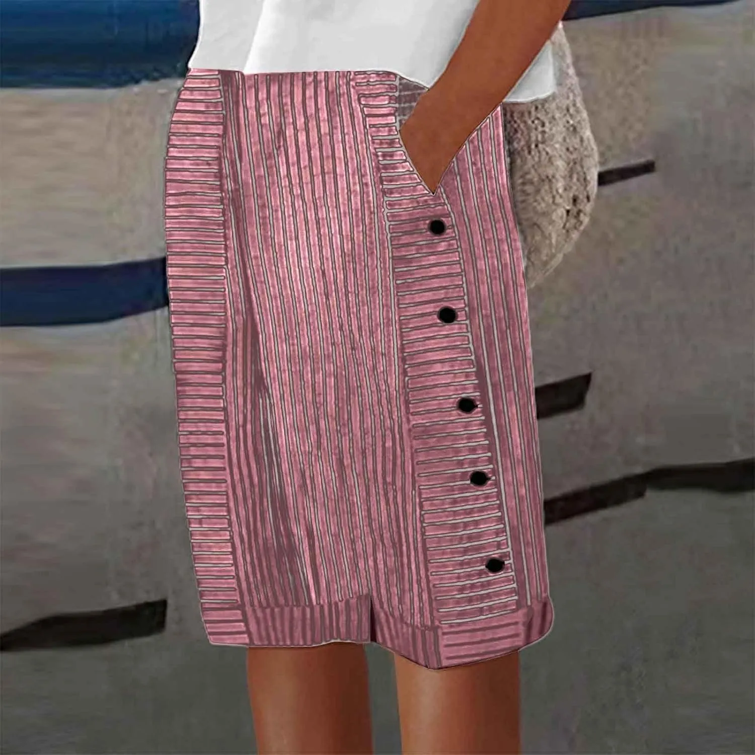 Women's Linen Shorts Trendy Striped Elastic Waist Pants Wide Leg Short Pants Side Button Casual Beach Shorts