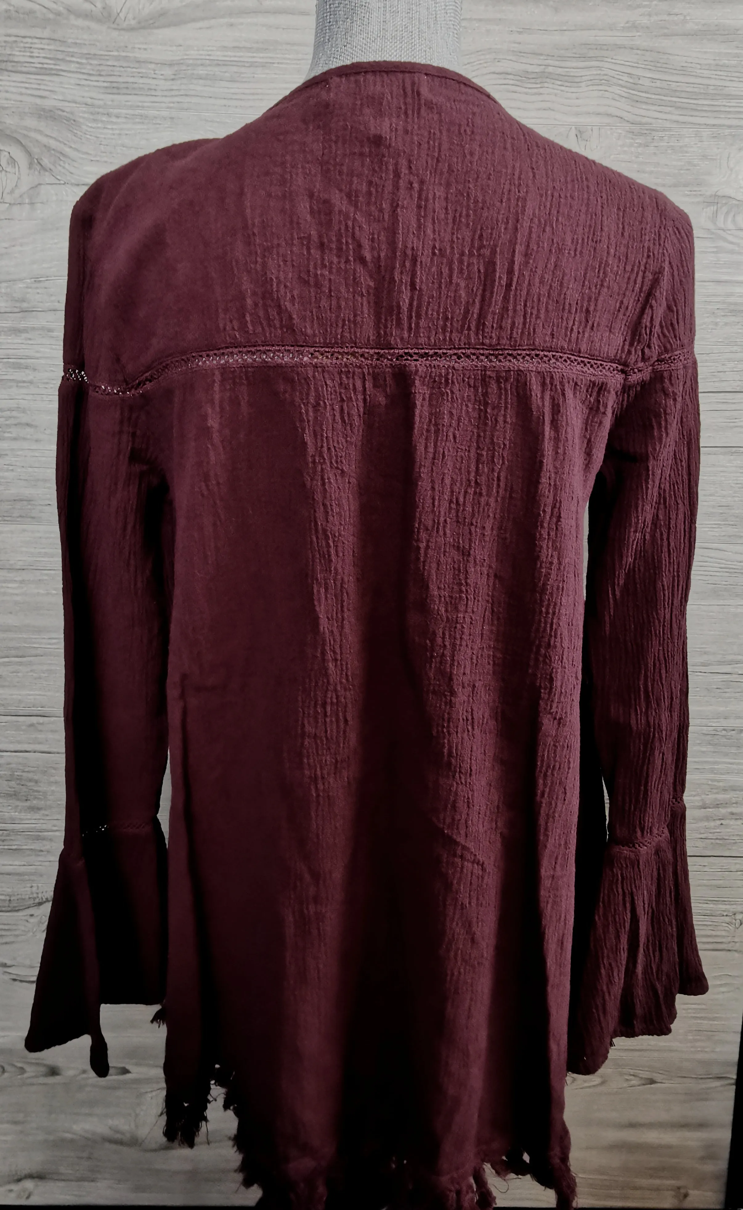 WOMENS SIZE SMALL - BLACK SWAN, Boho Hand Crafted Top NWT B27